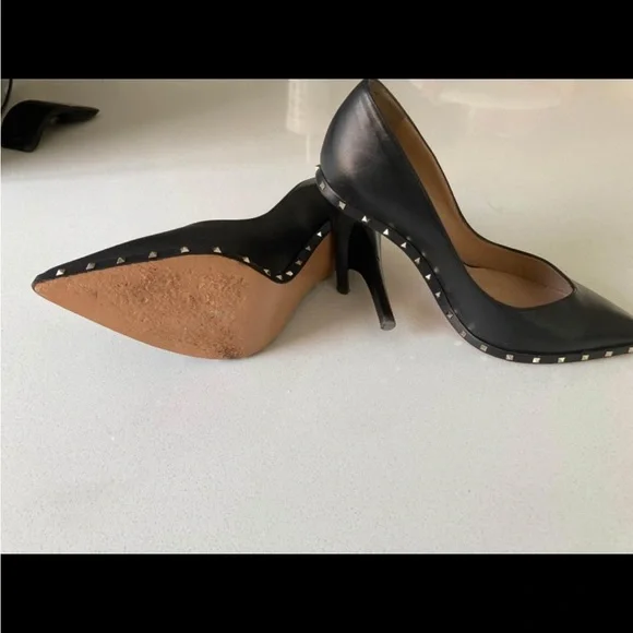 Valentino Garavani Rockstud classic pointy toe leather stiletto black iconic - Picture 3 of 3